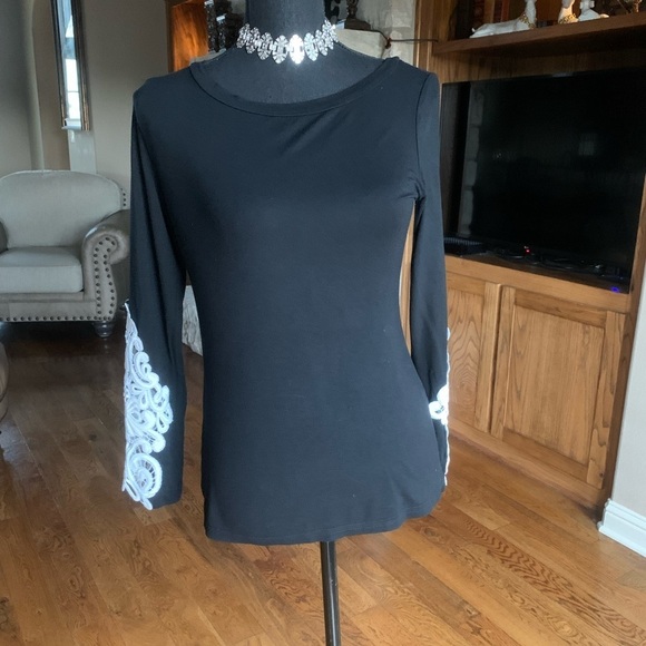 Black Long Sleeve Top White‎ Lace - Picture 1 of 11